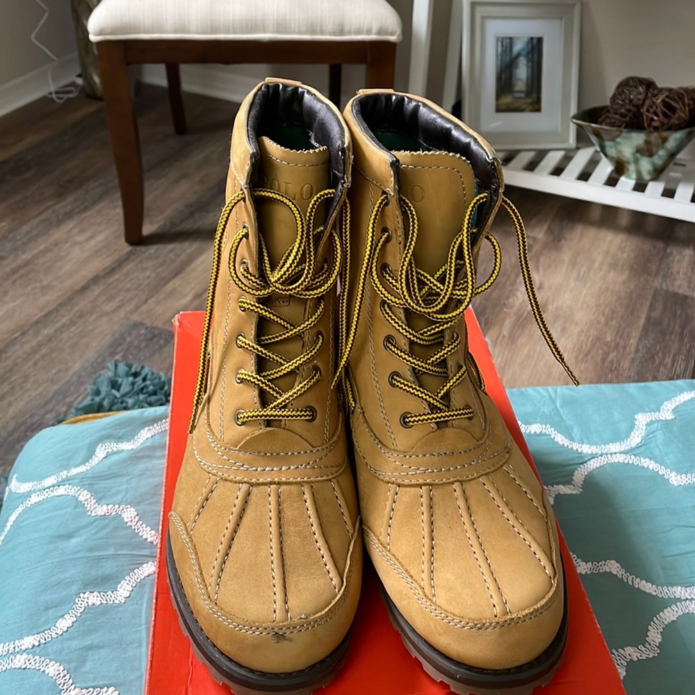 Polo boots